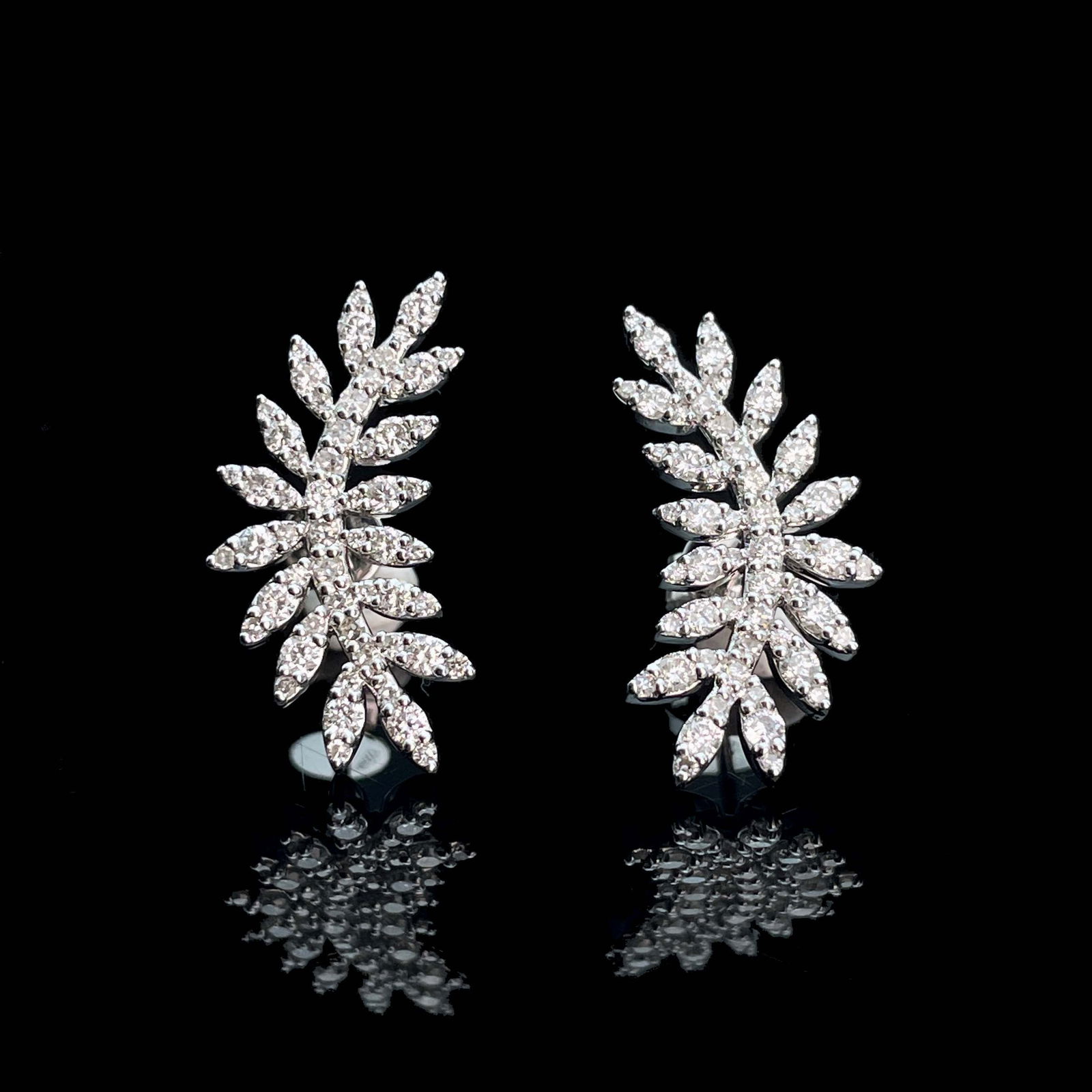 14k Gold 0.86 Ct Natural H Diamond Earrings - 4