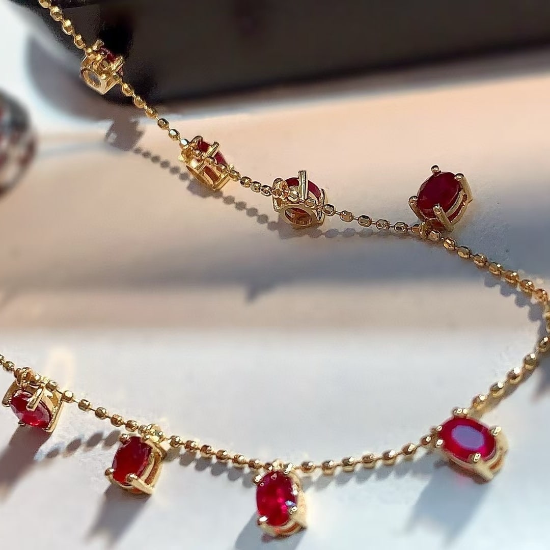 14k Gold 1.5 Ct Vivid Red Natural Ruby Necklace - 2