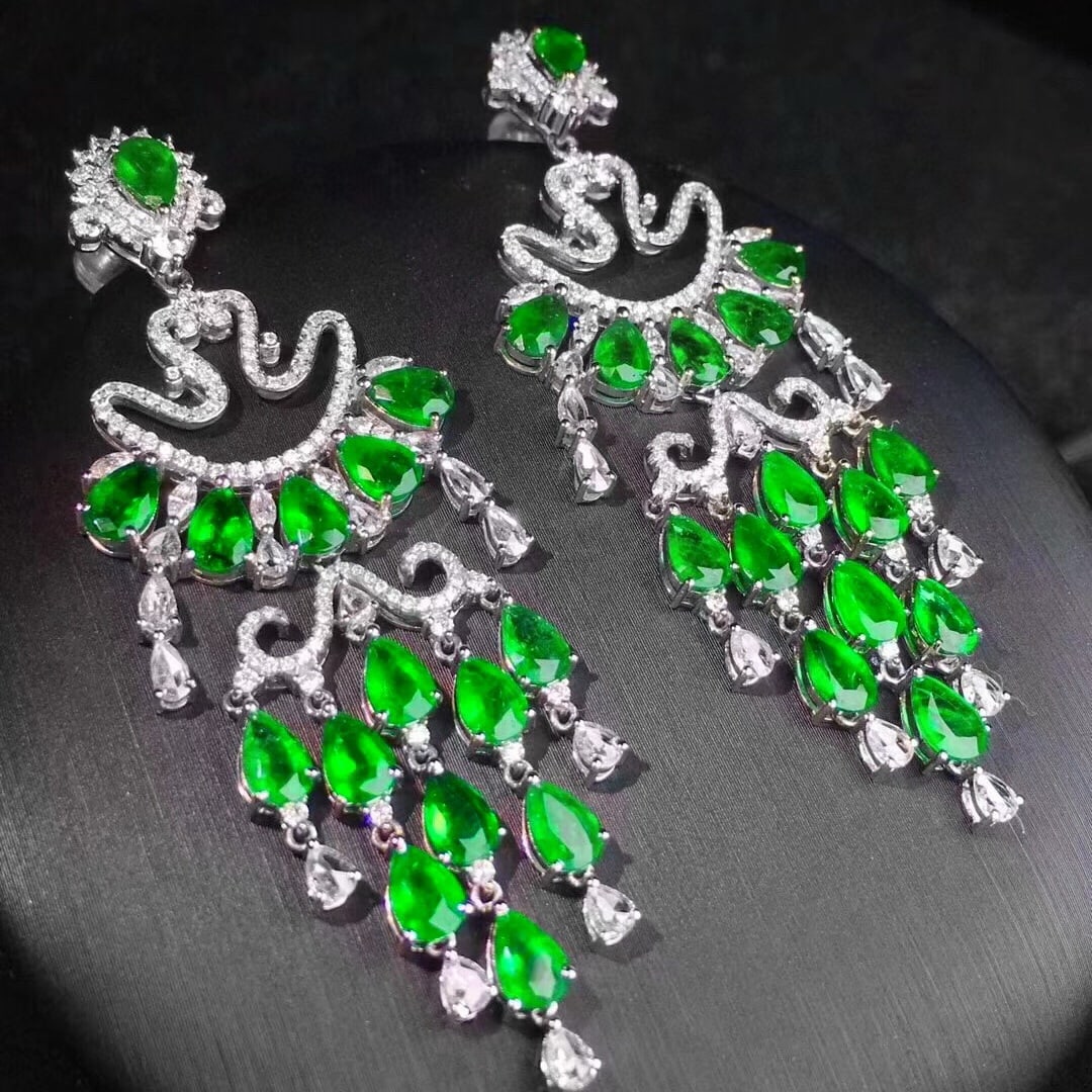 14k Gold 15.8 Ctw Vivid Green Natural Emerald & Diamond Earrings - 3