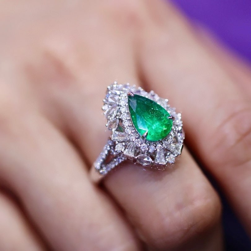 14k Gold 3.30 Ctw Vivid Green Natural Emerald & Diamond Ring/pendant( Without Chain ) - 4