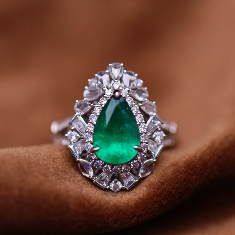 14k Gold 3.30 Ctw Vivid Green Natural Emerald & Diamond Ring/pendant( Without Chain ) - 5
