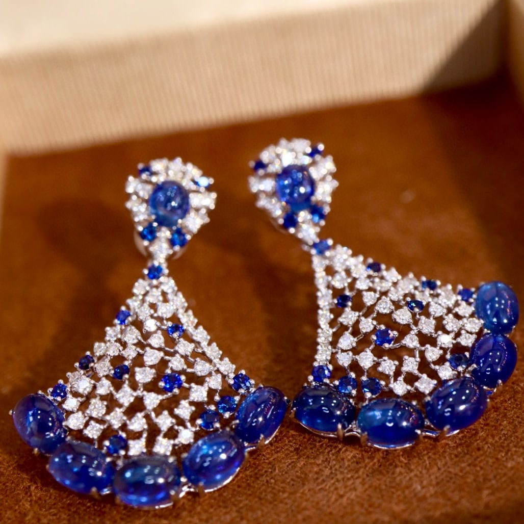 14k Gold 10.11 Ctw Natural Sapphire & Diamond Earrings: Ref:230955084 // gold content:14k gold // main gemstone:sapphire // shape:oval // carat weight:8. 81ct // color:blue // treatment:natural // // adjacent gemstone 2 : diamond // shape:round // carat
