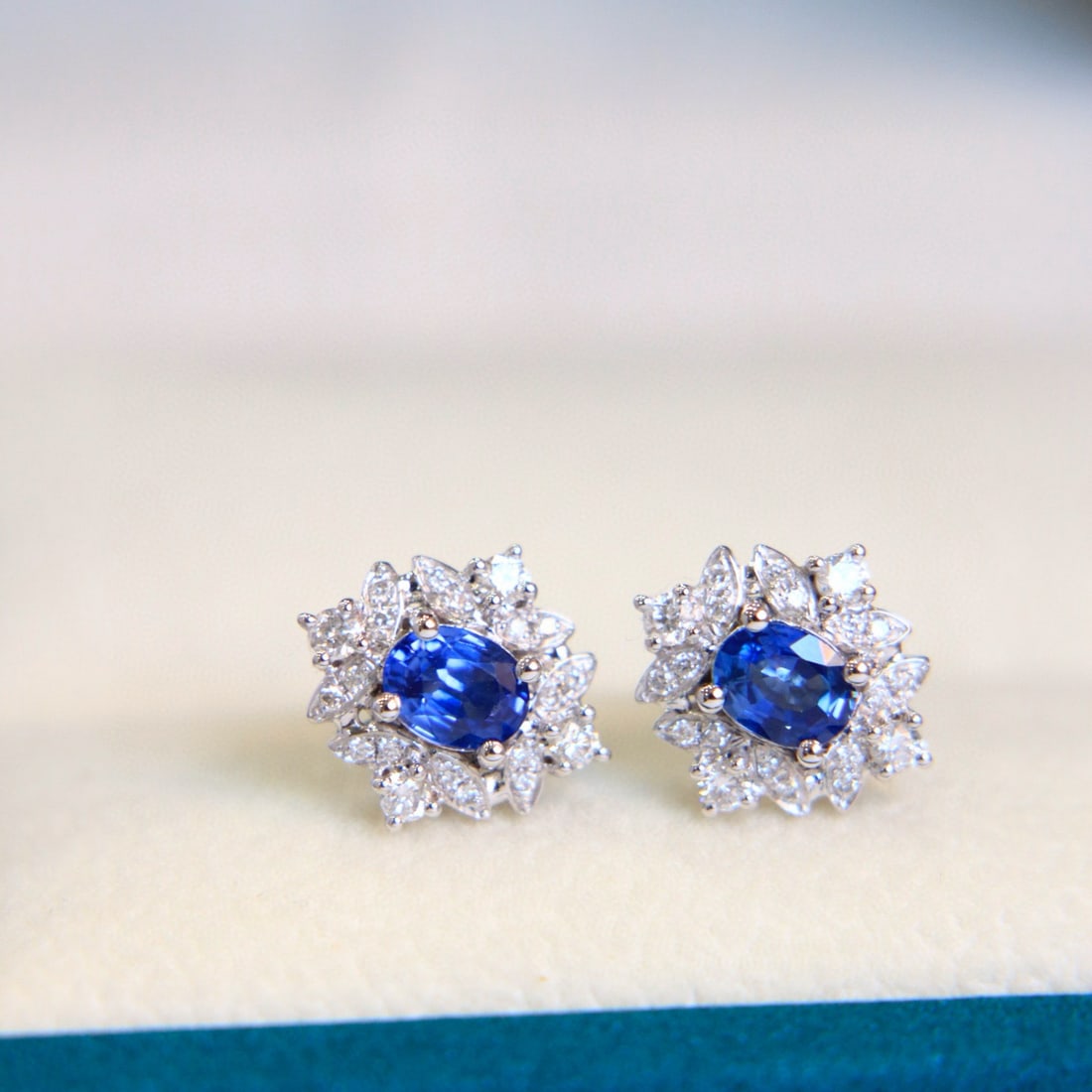 14k Gold 1.18 Ctw Natural Sapphire & Diamond Earrings - 3