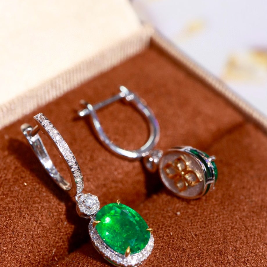 14k Gold 3.08 Ctw Natural Emerald & Diamond Earrings - 5