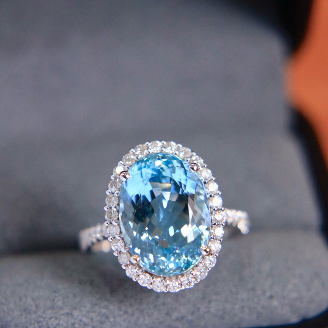 14k Gold 7.60 Ctw Natural Aquamarine & Diamond Ring - 3