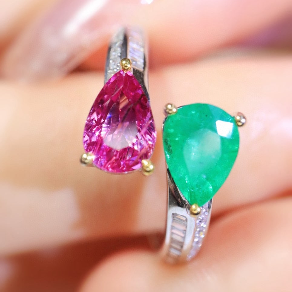 14k Gold 1.86 Ctw Natural Emerald & Sapphire & Diamond Ring - 3