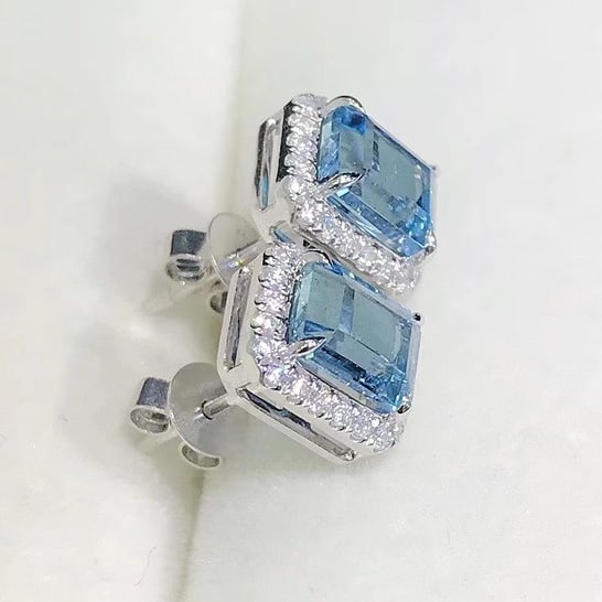 14k Gold 2.22 Ctw Natural Aquamarine & Diamond Earrings - 3
