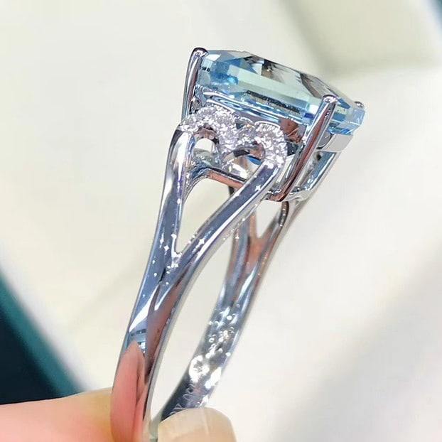 14k Gold 4.33 Ctw Natural Aquamarine & Diamond Earrings - 3