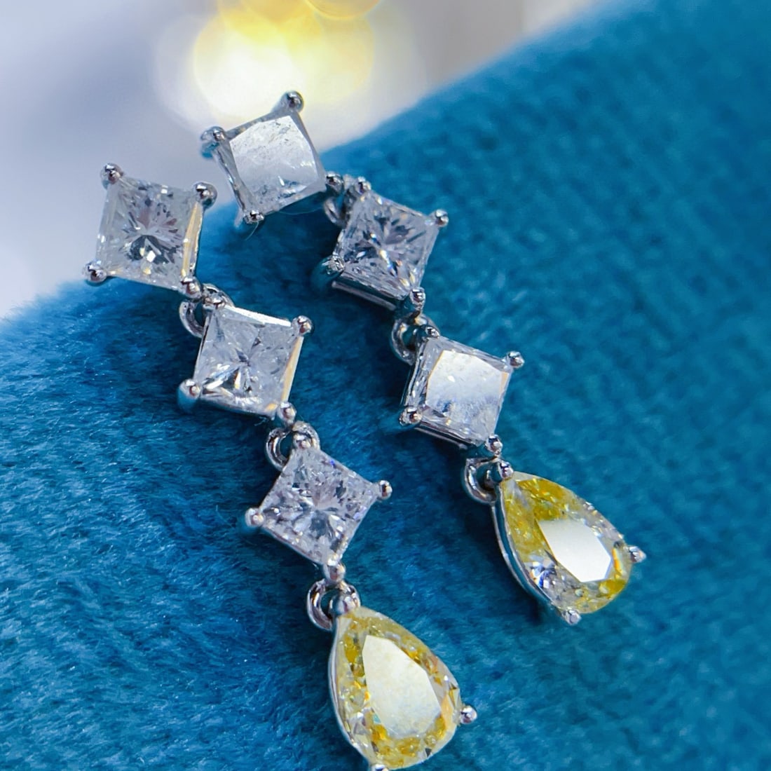 14k Gold 1.32 Ct Natural Color Diamond Earrings - 2