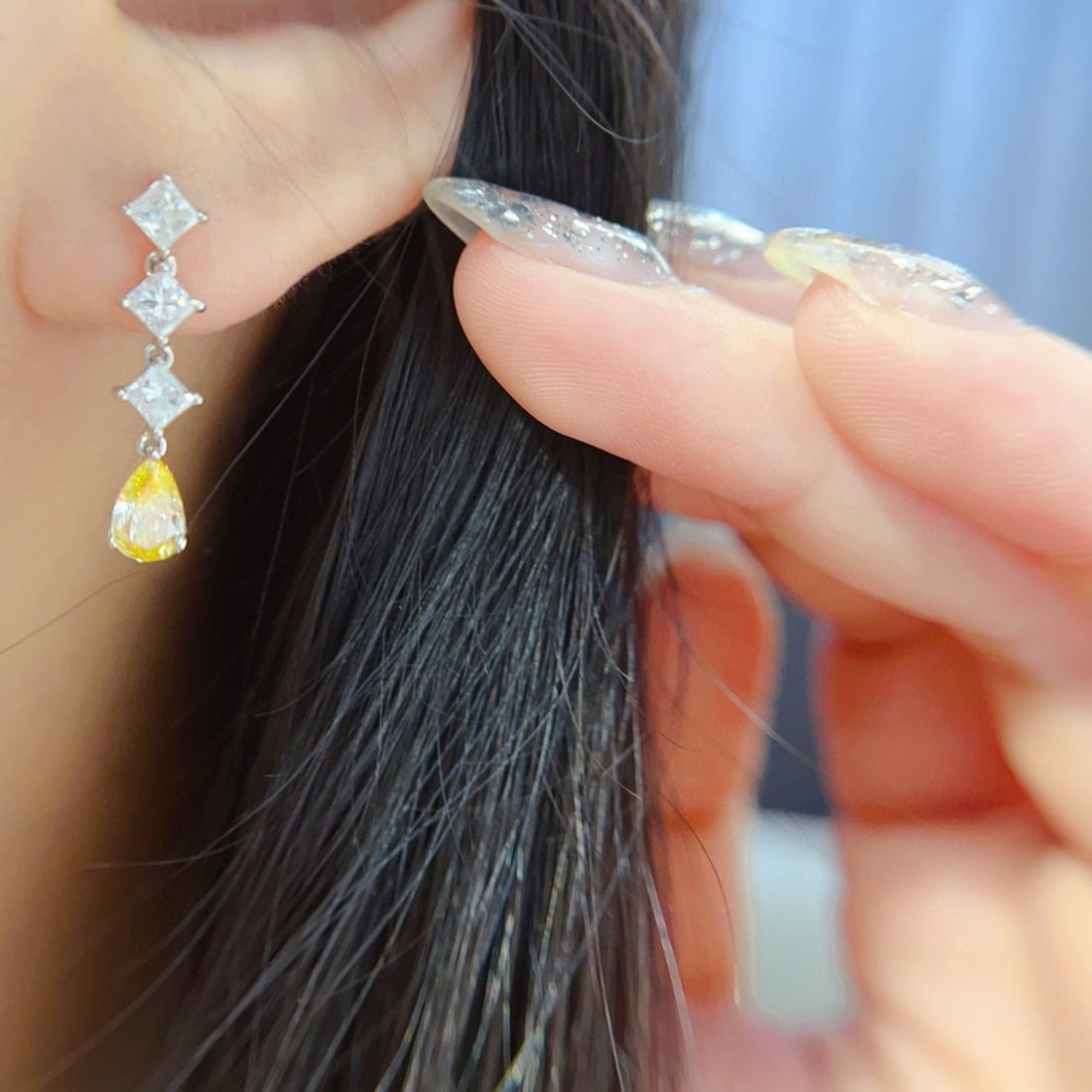 14k Gold 1.32 Ct Natural Color Diamond Earrings - 4