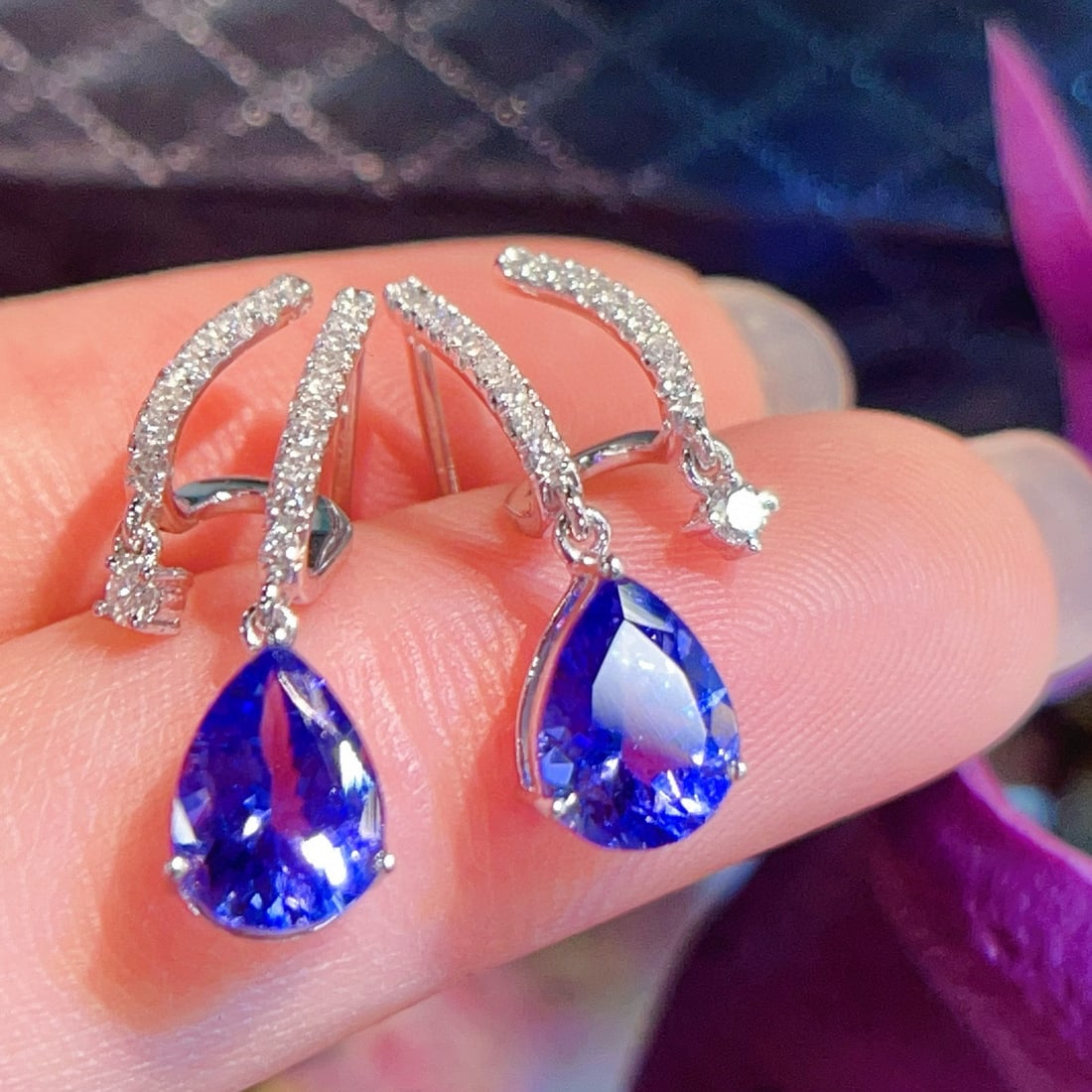14k Gold 2.2 Ct Natural Tanzanite & Diamond Earrings - 2