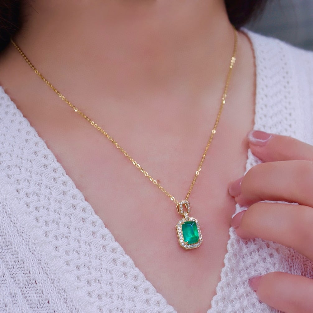 14k Gold 2.89 Ctw Vivid Green Natural Emerald & Diamond Pendant( Without Chain ) - 3