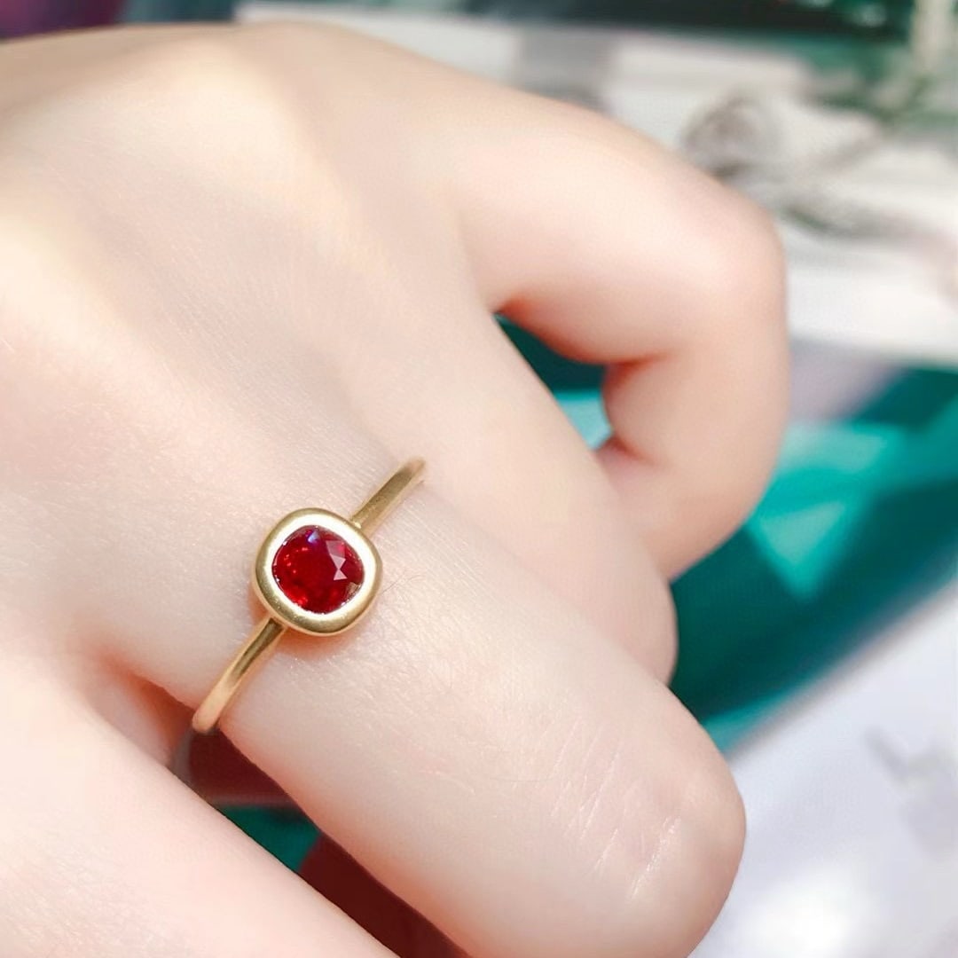 14k Gold 0.5 Ct Natural Ruby Ring - 4