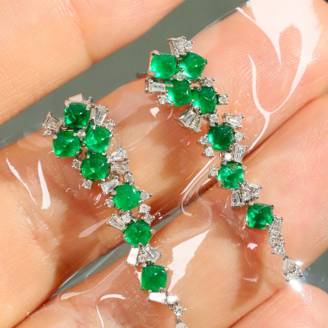 14k Gold 3.20 Ctw Vivid Green Natural Emerald & Diamond Earrings - 4