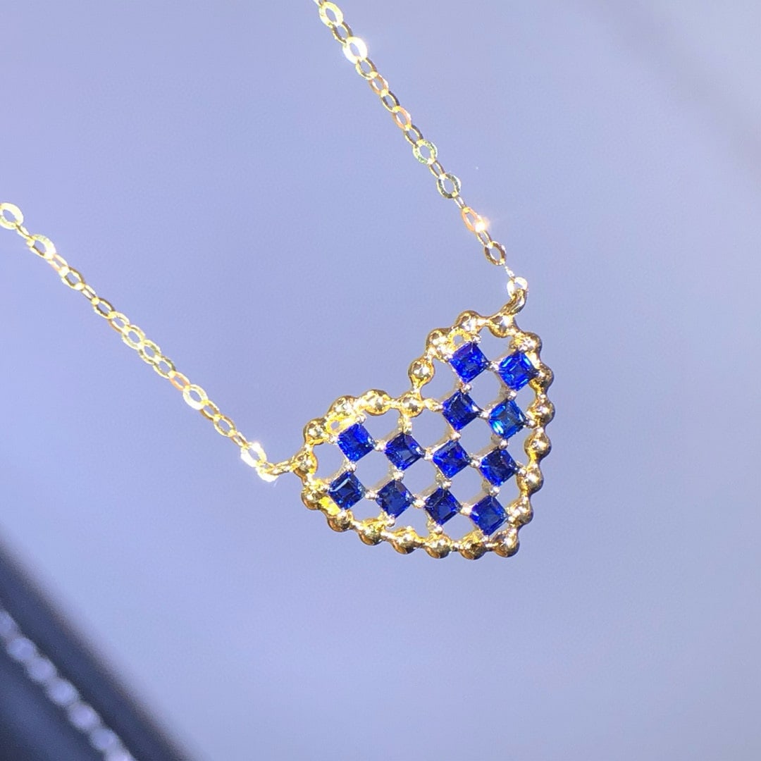14k Gold 1.30 Ct Natural Sapphire Necklace: Ref:230955182 // gold content:14k gold // main gemstone:sapphire // shape:square // carat weight:1. 30ct // color:blue // treatment:natural // Condition: NewLow Estimate: 2000.00High Estimate: