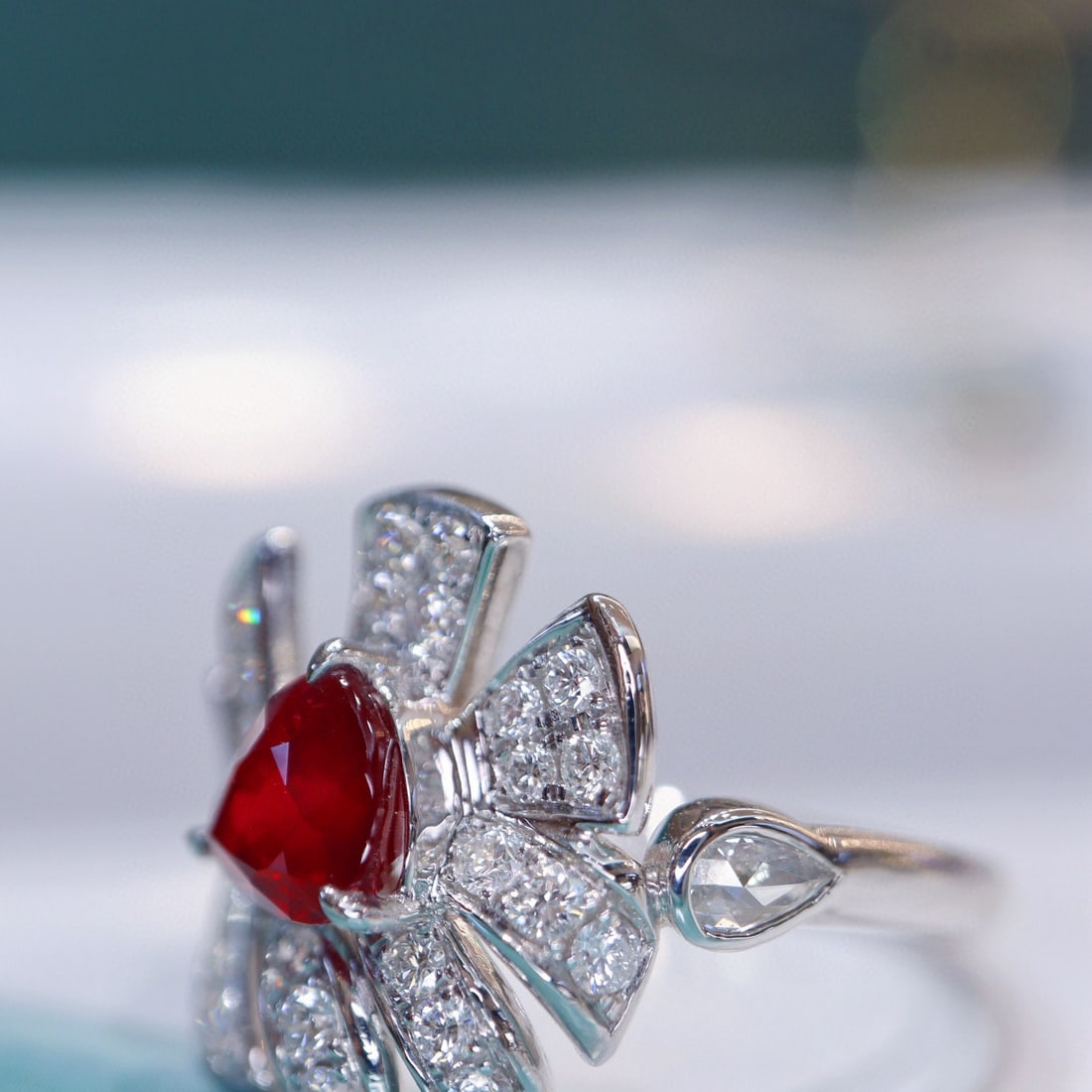 14k Gold 1.63 Ctw Natural Ruby & Diamond Ring - 4