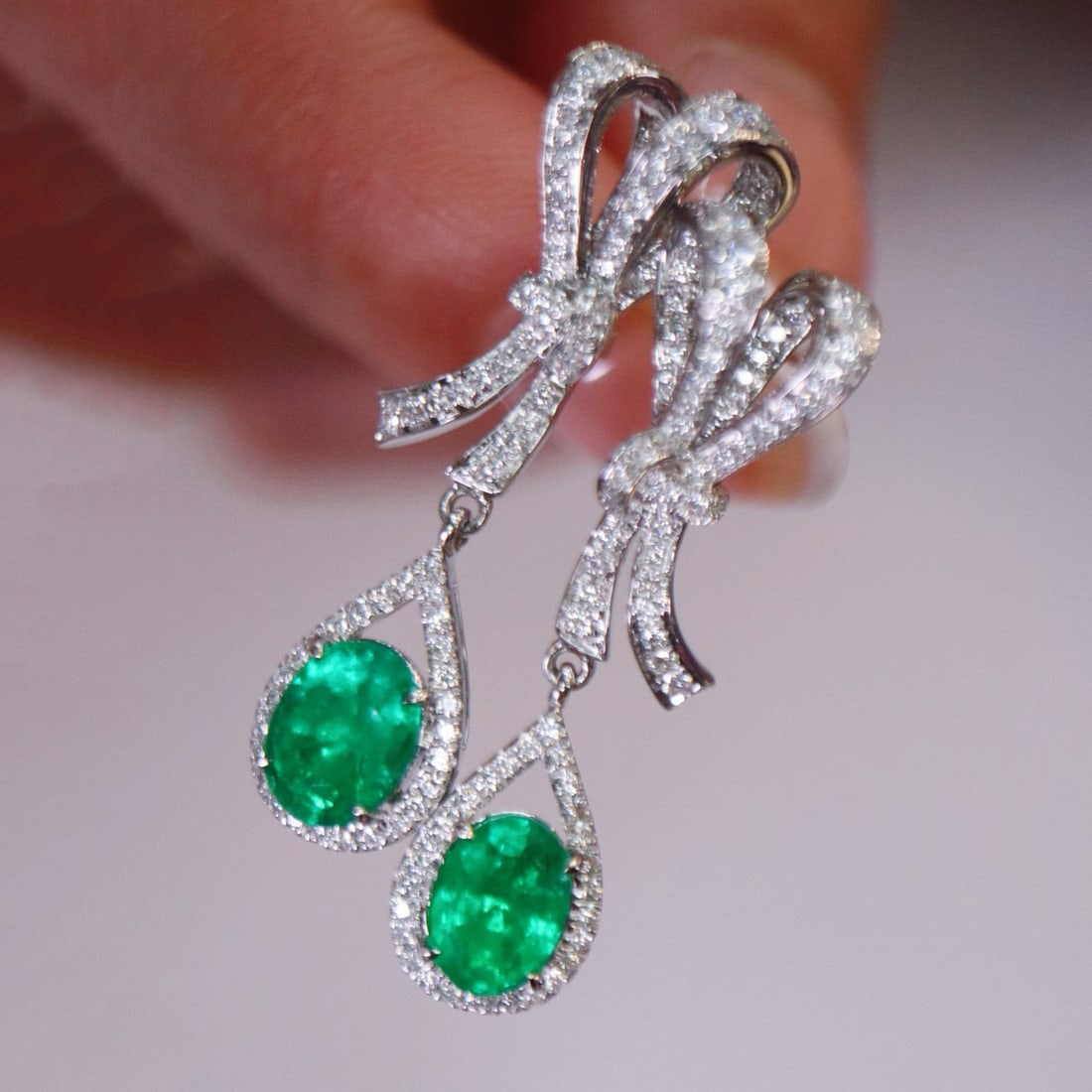 14k Gold 2.28 Ctw Vivid Green Natural Emerald & Diamond Earrings - 2