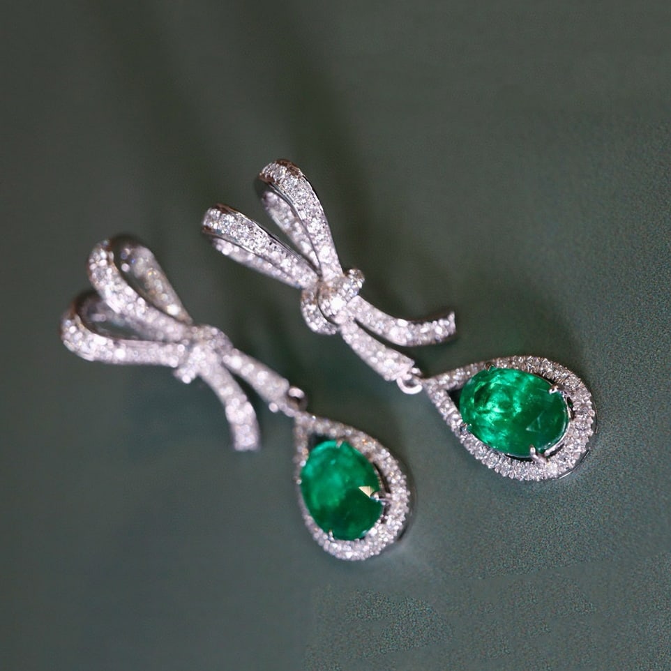 14k Gold 2.28 Ctw Vivid Green Natural Emerald & Diamond Earrings - 5