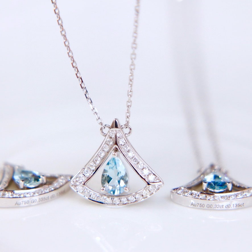 14k Gold 0.43 Ctw Natural Aquamarine & Diamond Necklace - 2