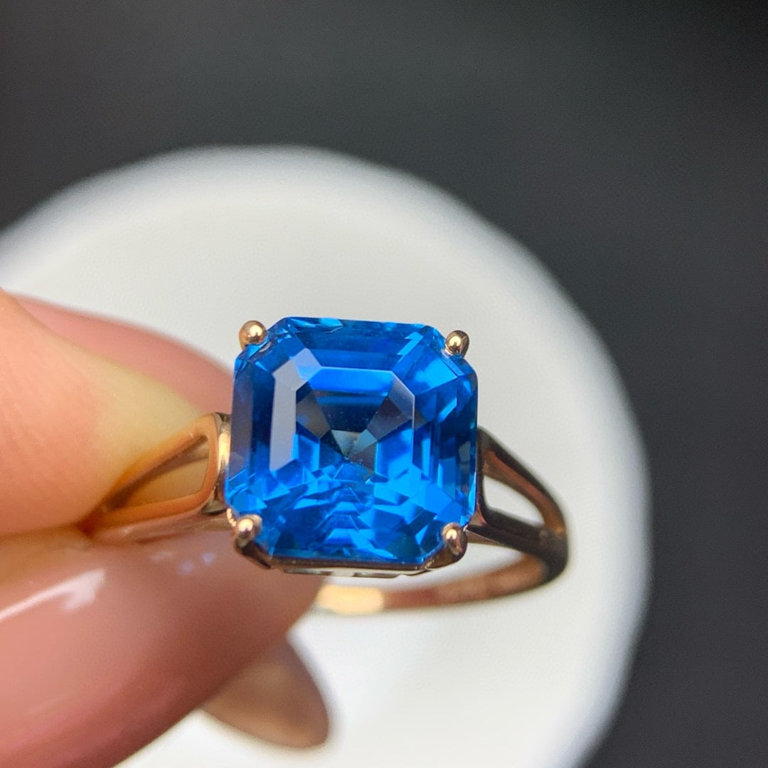 14k Gold 4.40 Ct Natural Topaz Ring - 3