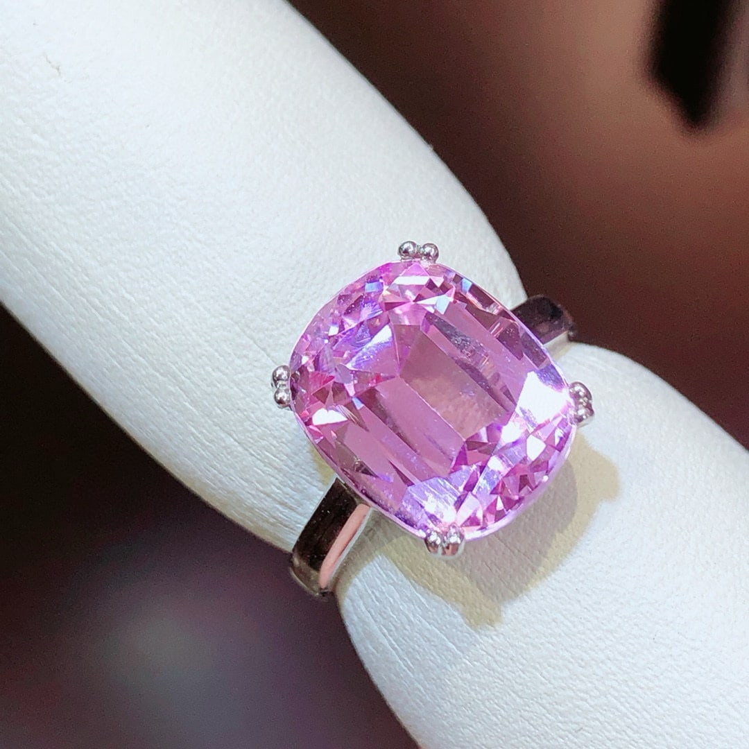 14k Gold 8.8 Ct Natural Kunzite Ring - 2