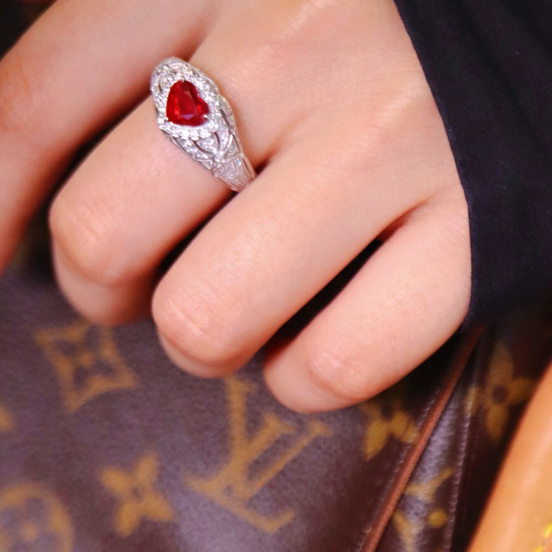 14k Gold 1.49 Ctw Natural Ruby & Diamond Ring - 5