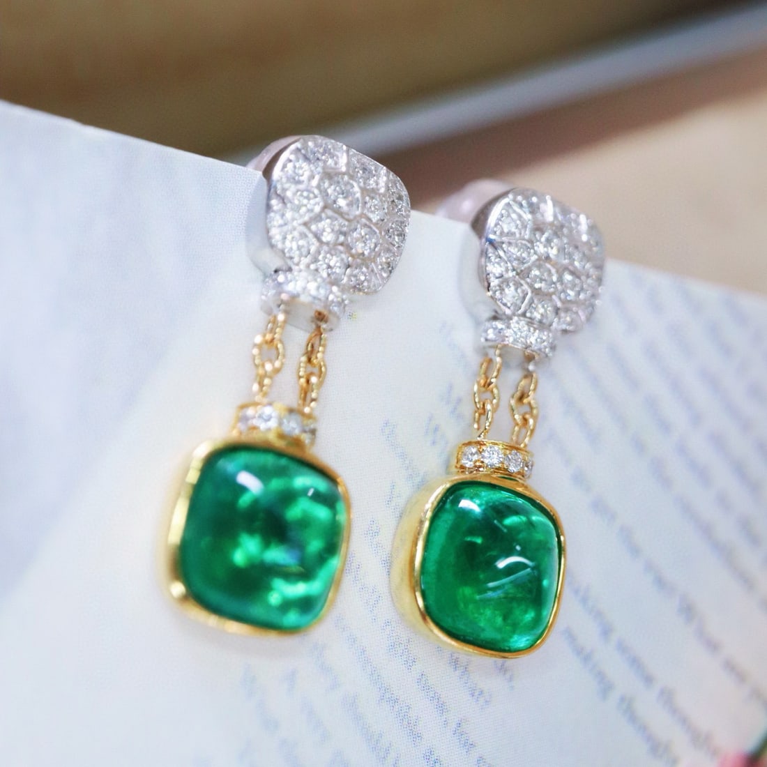 14k Gold 2.96 Ctw Vivid Green Natural Emerald & Diamond Earrings - 5