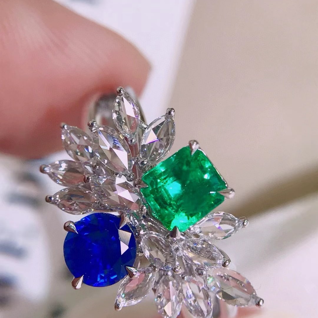 14k Gold 1.66 Ctw Natural Emerald & Sapphire & Diamond Ring - 2