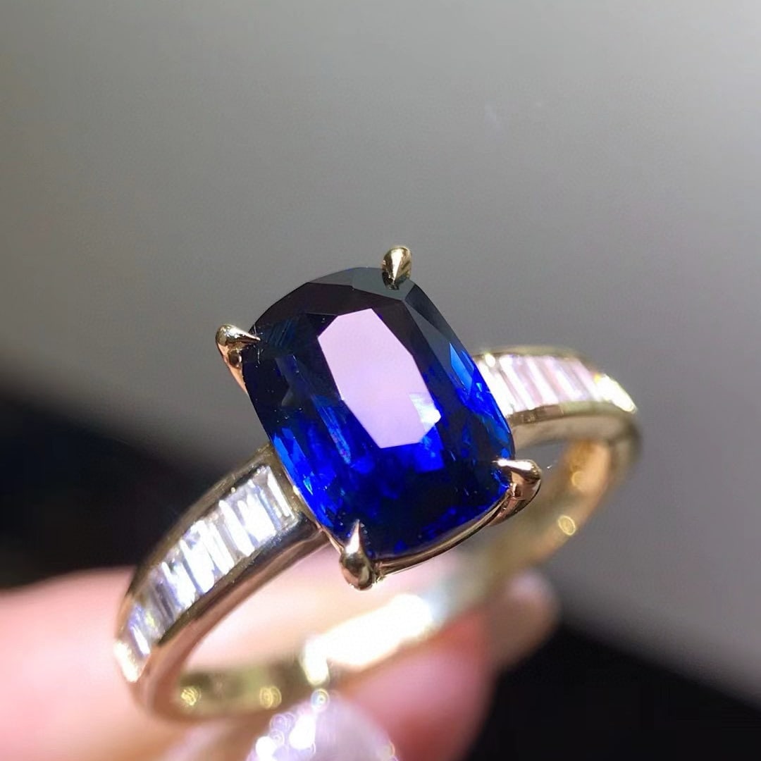 14k Gold 2.56 Ct Natural Sapphire & Diamond Ring - 2