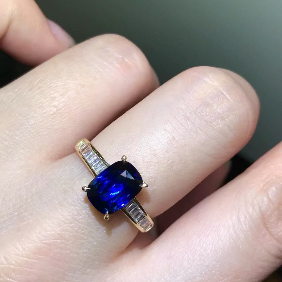 14k Gold 2.56 Ct Natural Sapphire & Diamond Ring - 3