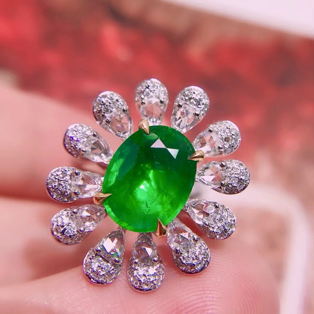 14k Gold 4.08 Ctw Vivid Green Natural Emerald & Diamond Ring: Ref:230955242 // gold content:14k gold // ring size:7. 25us // // main gemstone:emerald // shape:oval // carat weight:2. 8ct // color:vivid green // treatment:natural // // adjacent gemstone 2 :