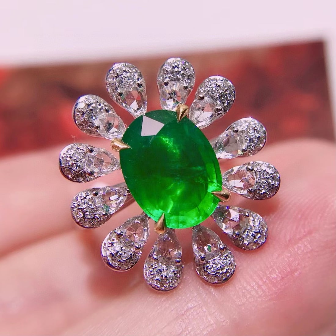 14k Gold 4.08 Ctw Vivid Green Natural Emerald & Diamond Ring - 2