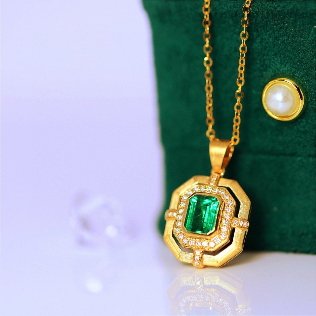 14k Gold 1.25 Ctw Vivid Green Natural Emerald & Diamond Pendant( Without Chain ): Ref:230955243 // gold content:14k gold // main gemstone:emerald // shape:octagonal // carat weight:1. 11ct // color:vivid green // treatment:natural // // adjacent gemstone 2 : diamond // shape:round