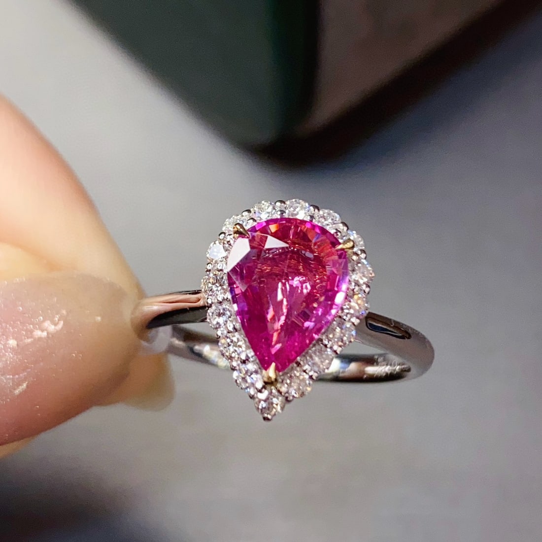 14k Gold 1.92 Ctw Natural Sapphire & Diamond Ring - 3