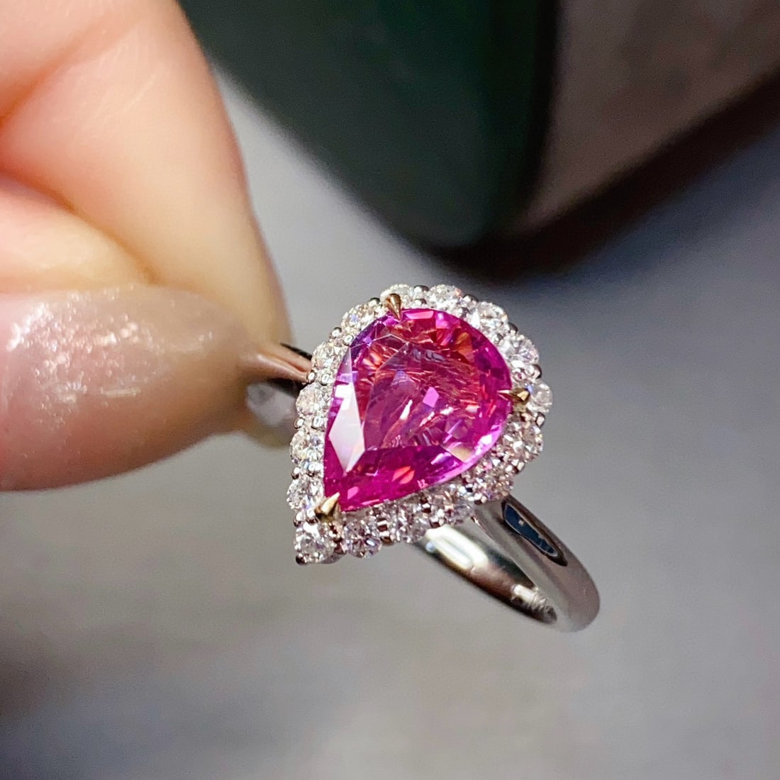 14k Gold 1.92 Ctw Natural Sapphire & Diamond Ring - 4