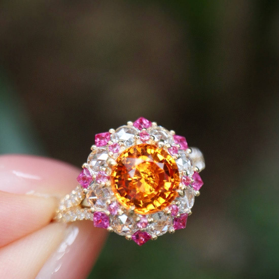 14k Gold 2.49 Ctw Natural Spessartine & Diamond Ring: Ref:230955260 // gold content:14k gold // ring size:7. 25us // // main gemstone:spessartine // shape:round // carat weight:2. 0ct // color:orange // treatment:natural // cut grade:g // // adjacent
