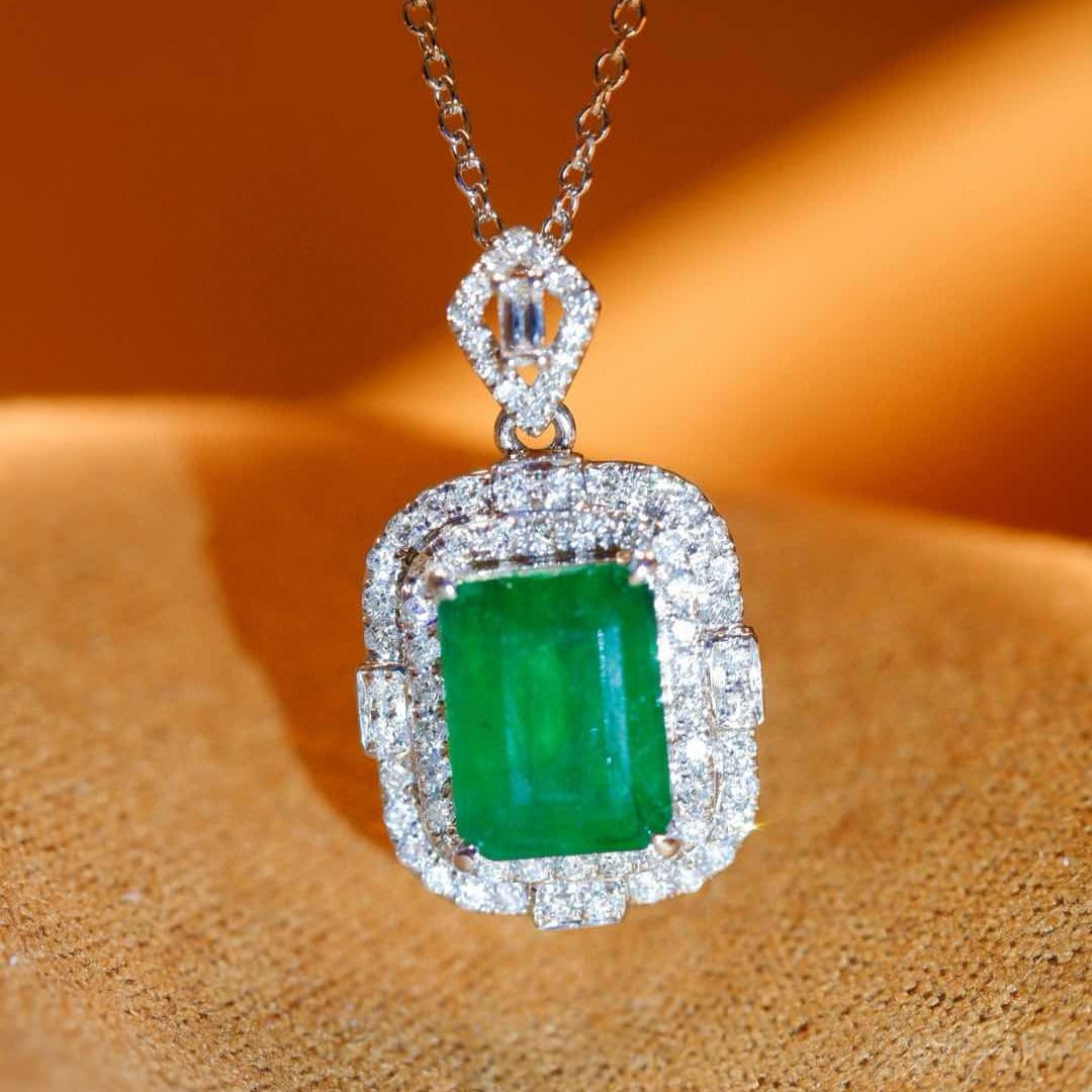 14k Gold 1.58 Ctw Vivid Green Natural Emerald & Diamond Pendant( Without Chain ): Ref:230956007 // gold content:14k gold // main gemstone:emerald // shape:octagonal // carat weight:1. 32ct // color:vivid green // treatment:natural // // adjacent gemstone 2 : diamond // shape:round