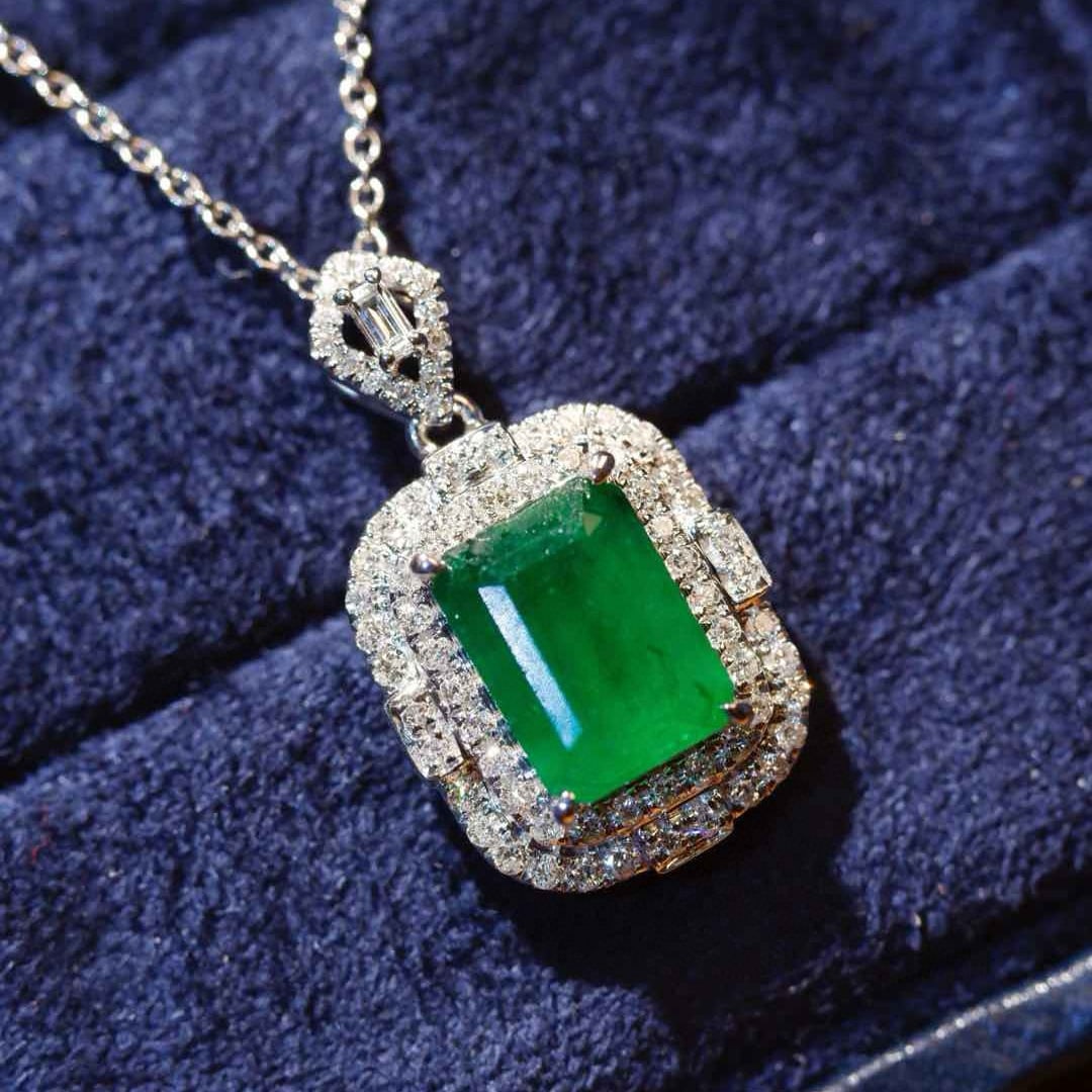 14k Gold 1.58 Ctw Vivid Green Natural Emerald & Diamond Pendant( Without Chain ) - 5