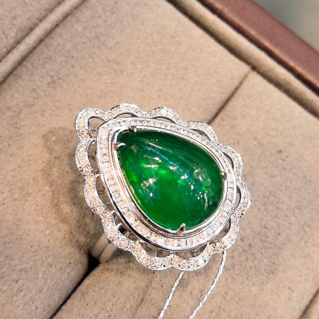 14k Gold 7.79 Ctw Vivid Green Natural Emerald & Diamond Ring/pendant( Without Chain ) - 2