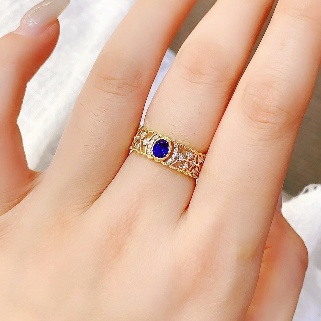 14k Gold 0.41 Ctw Vivid Blue Natural Sapphire & Diamond Ring - 4