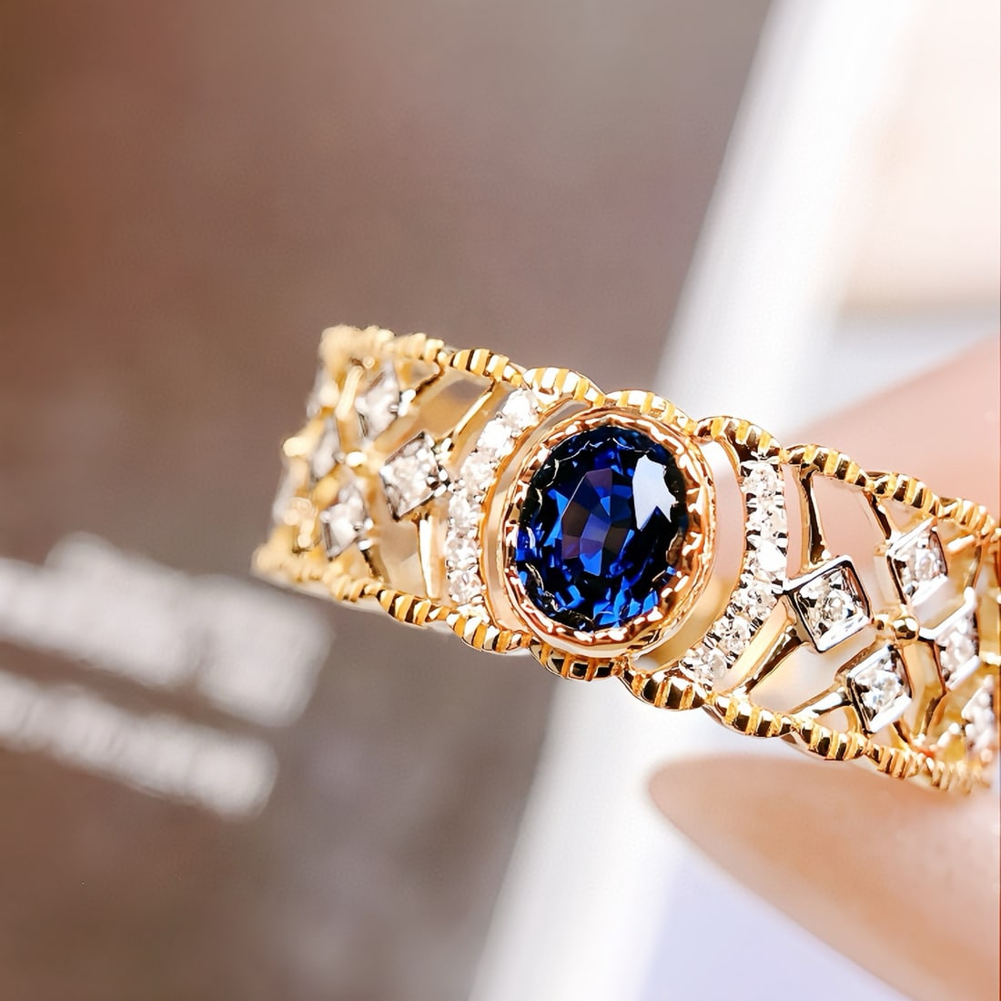 14k Gold 0.52 Ctw Vivid Blue Natural Sapphire & Diamond Ring - 2