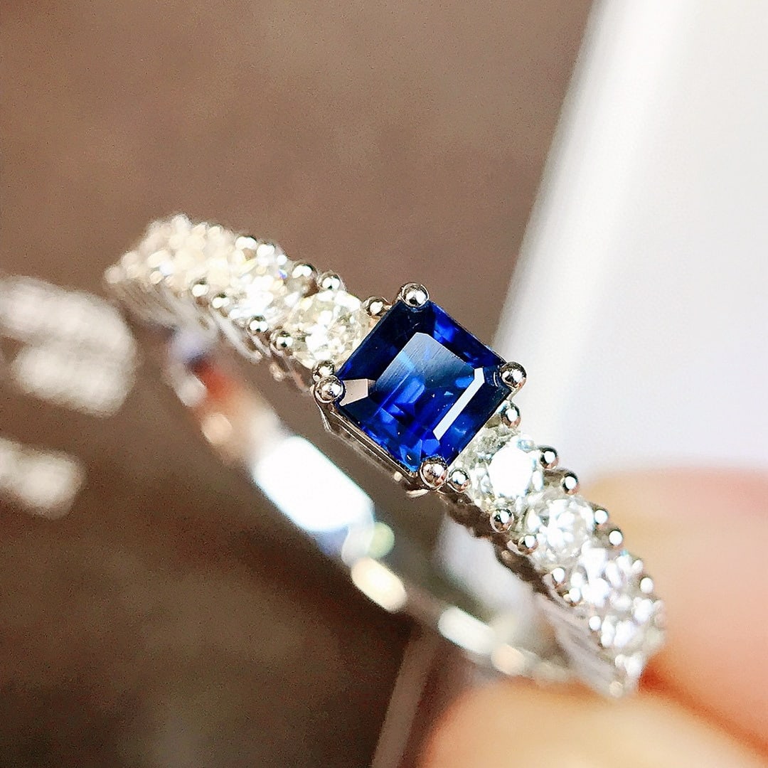 14k Gold 0.82 Ctw Vivid Blue Natural Sapphire & Diamond Ring: Ref:230956023 // gold content:14k gold // ring size:7. 25us // // main gemstone:sapphire // shape:octagonal // carat weight:0. 41ct // color:vivid blue // treatment:natural // // adjacent gemstone 2 :