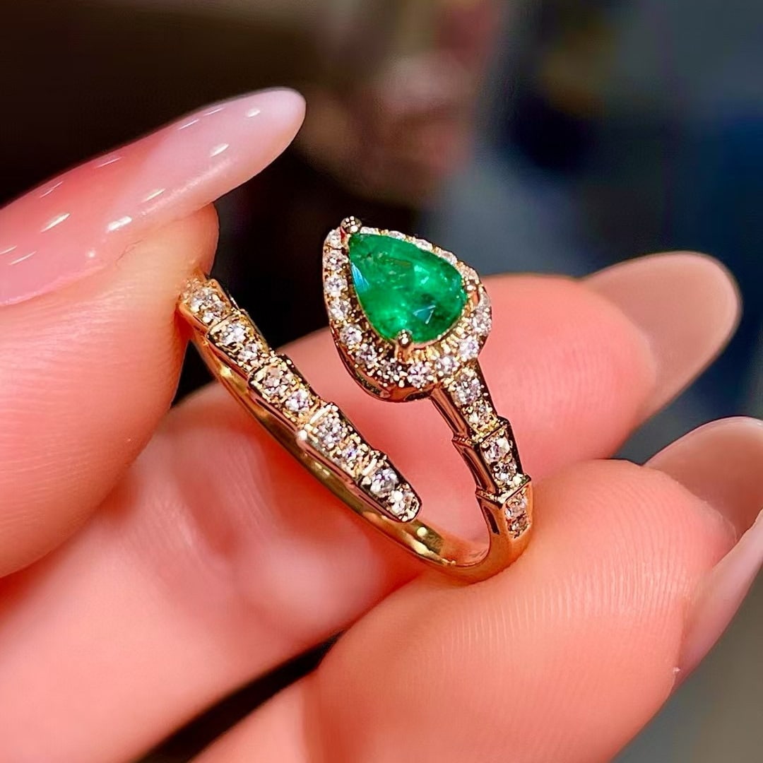 14k Gold 0.68 Ctw Natural Emerald & Diamond Ring - 3