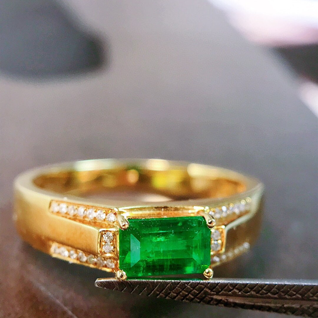 14k Gold 0.58 Ctw Vivid Green Natural Emerald & Diamond Ring - 3