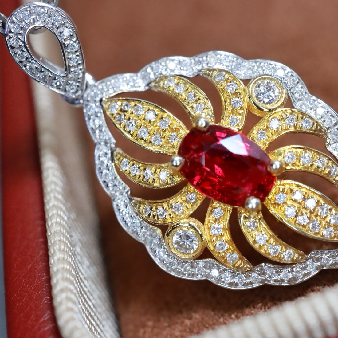 14k Gold 1.36 Ctw Natural Ruby & Diamond Pendant( Without Chain ) - 3