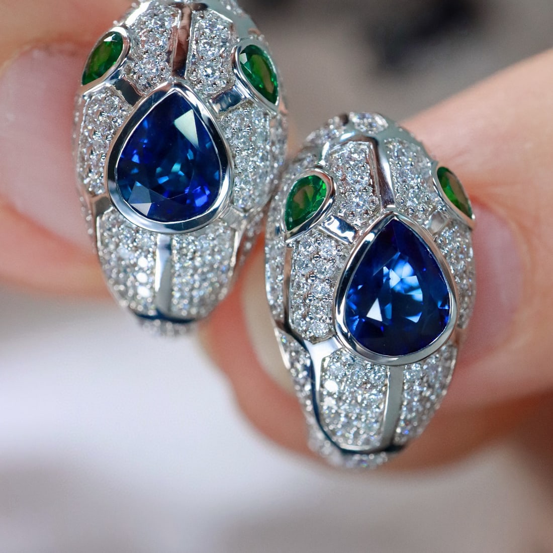 14k Gold 2.24 Ctw Natural Sapphire & Diamond Earrings: Ref:230956049 // gold content:14k gold // main gemstone:sapphire // shape:pear // carat weight:1. 48ct // color:royal blue // treatment:natural // // adjacent gemstone 2 : diamond // shape:round //