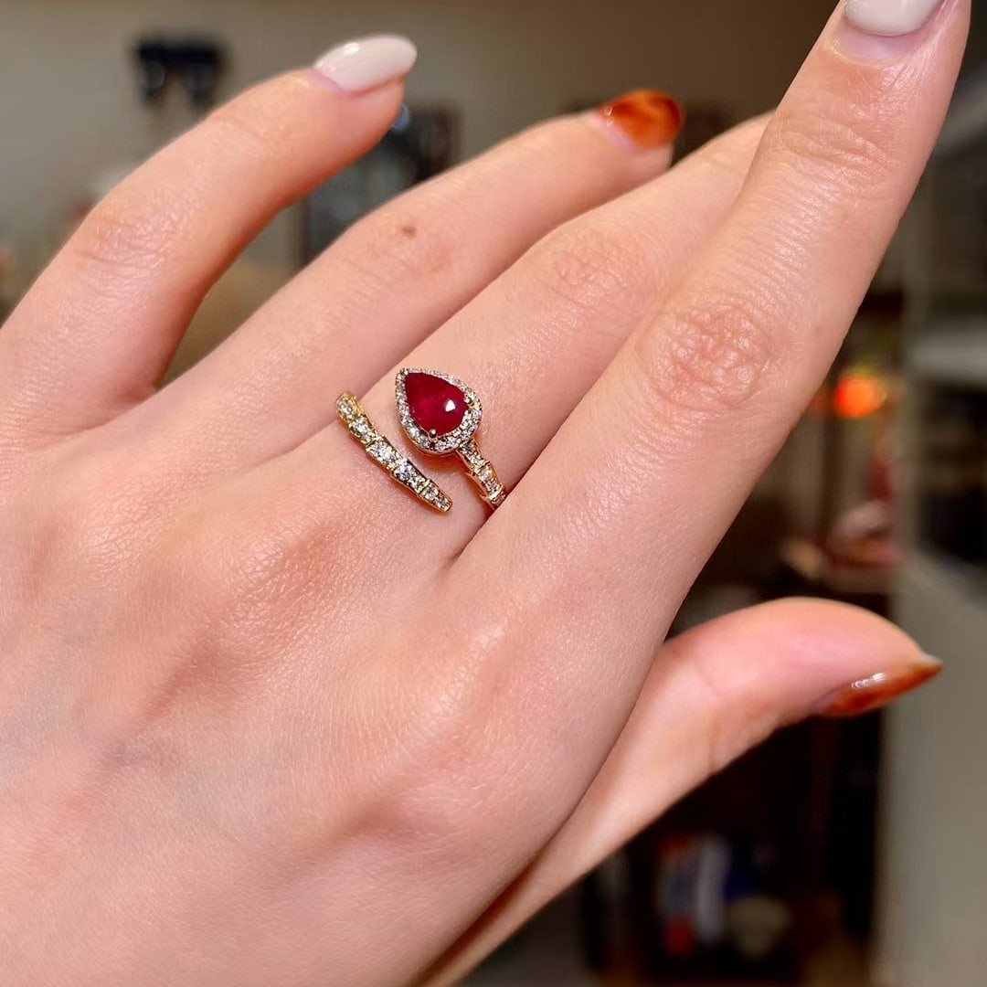 14k Gold 0.89 Ctw Vivid Red Natural Ruby & Diamond Ring - 3