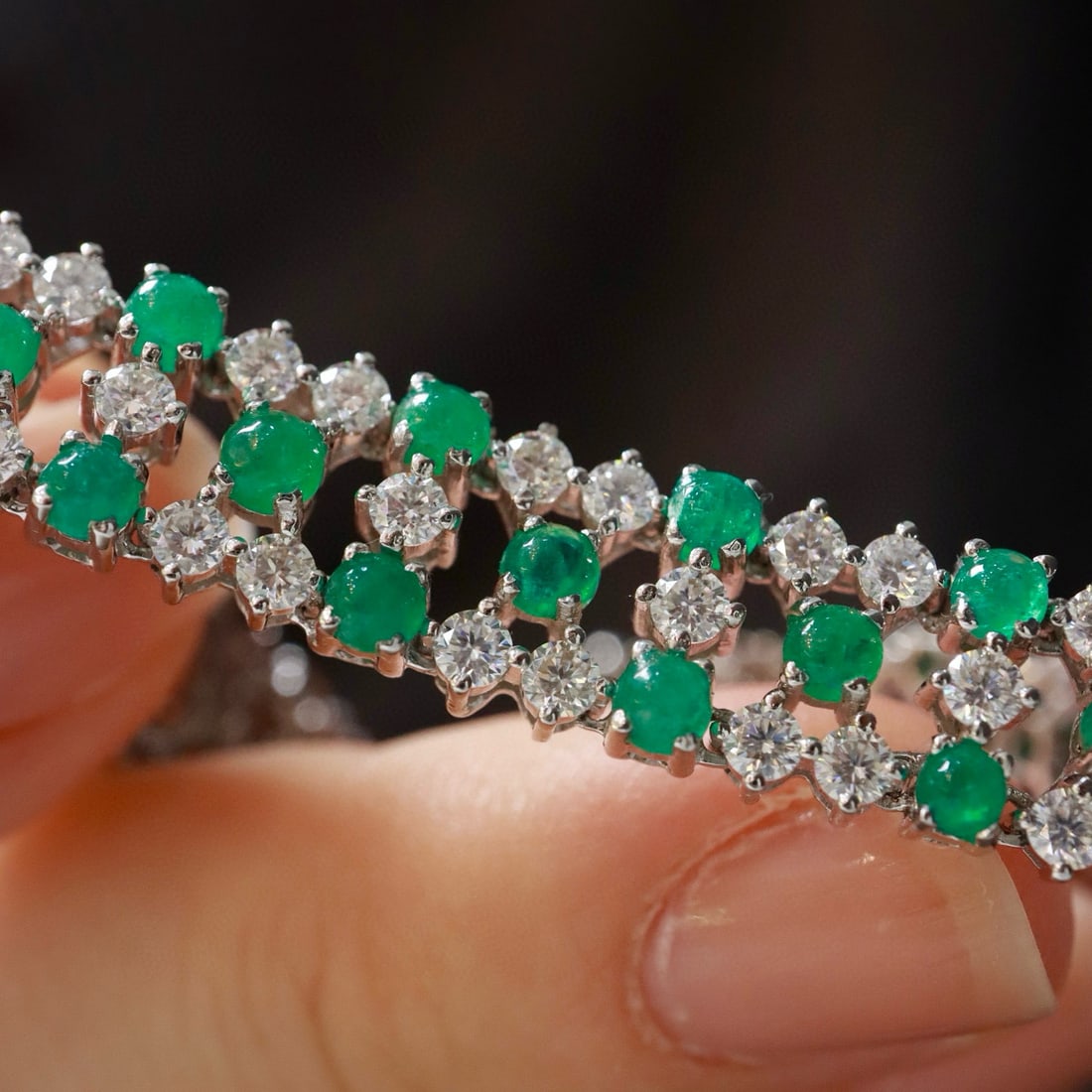 14k Gold 8 Ct Natural Emerald & Moissanite Bracelet - 3