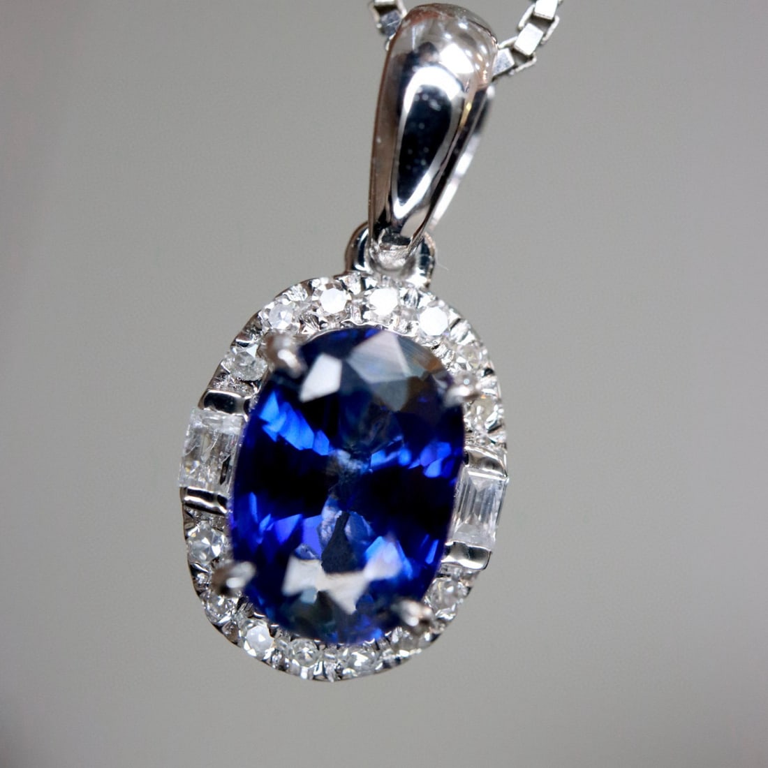 14k Gold 0.70 Ctw Natural Sapphire & Diamond Pendant( Without Chain ) (1 of 7)