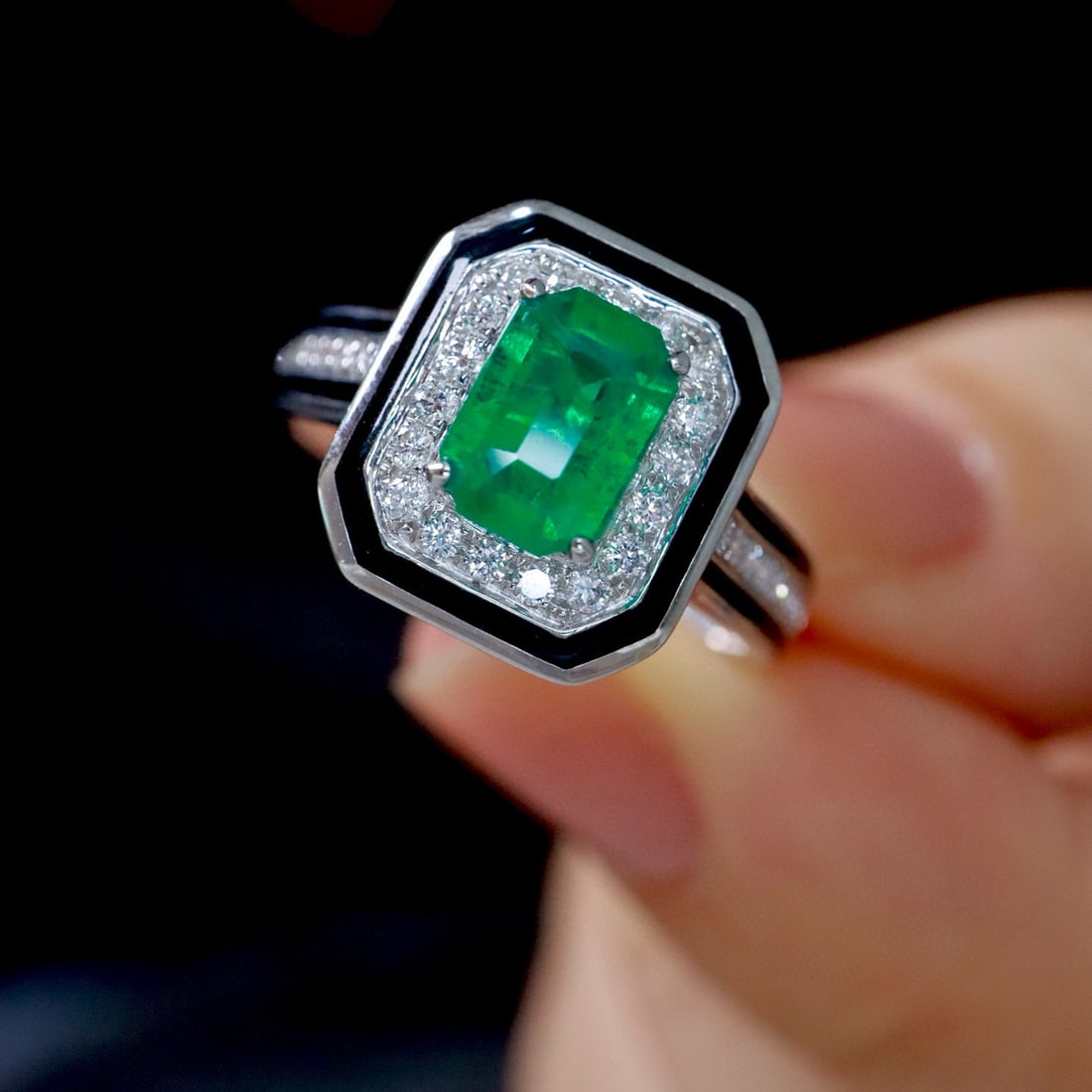 14k Gold 1.08 Ctw Vivid Green Natural Emerald & Diamond Ring - 6